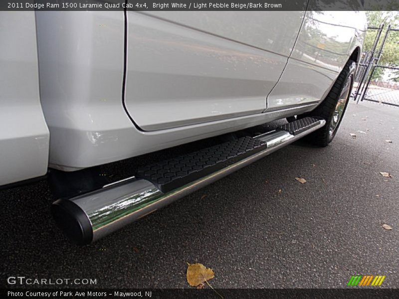 Bright White / Light Pebble Beige/Bark Brown 2011 Dodge Ram 1500 Laramie Quad Cab 4x4