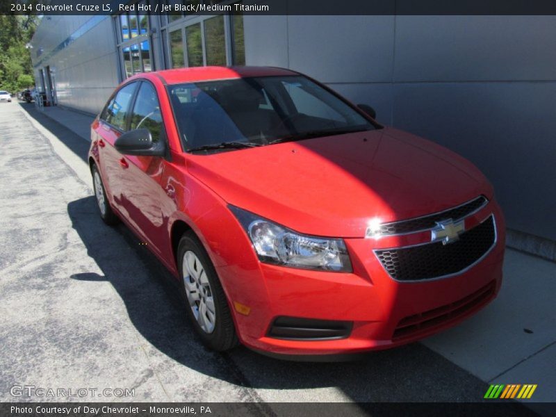 Red Hot / Jet Black/Medium Titanium 2014 Chevrolet Cruze LS