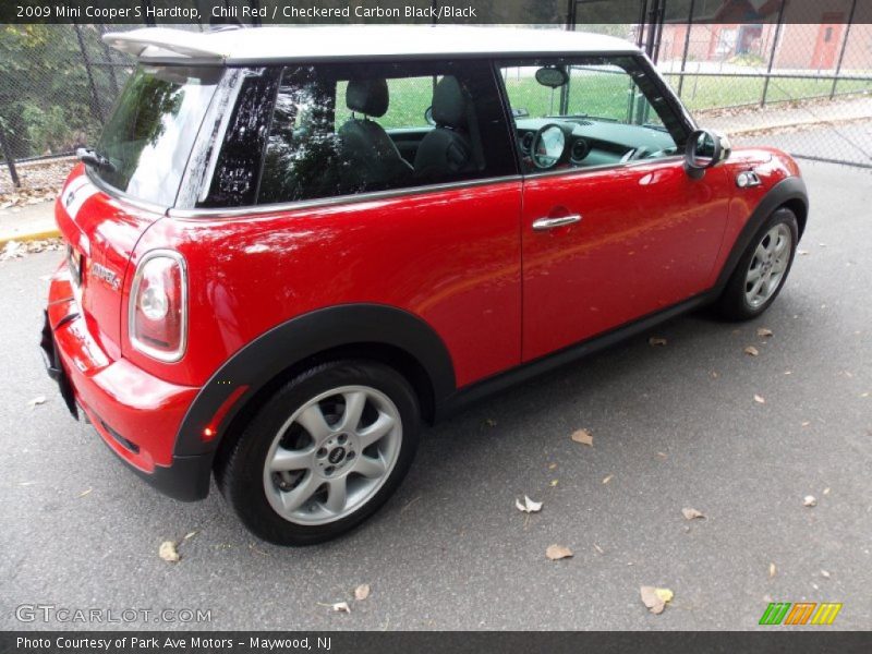 Chili Red / Checkered Carbon Black/Black 2009 Mini Cooper S Hardtop