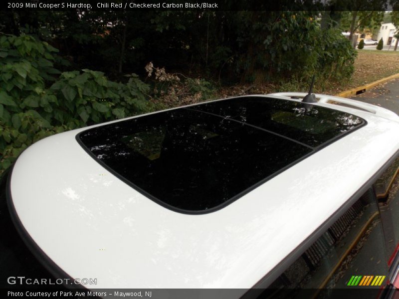 Chili Red / Checkered Carbon Black/Black 2009 Mini Cooper S Hardtop