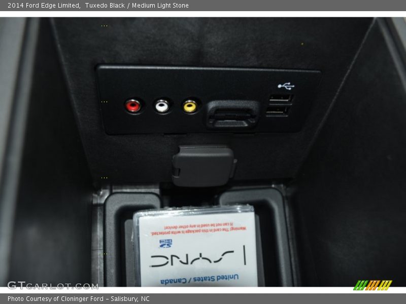 Tuxedo Black / Medium Light Stone 2014 Ford Edge Limited