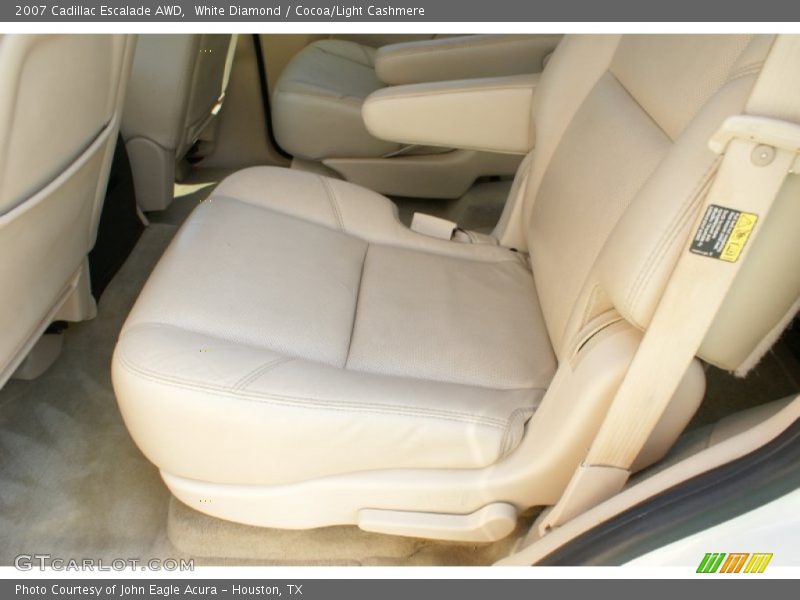 White Diamond / Cocoa/Light Cashmere 2007 Cadillac Escalade AWD