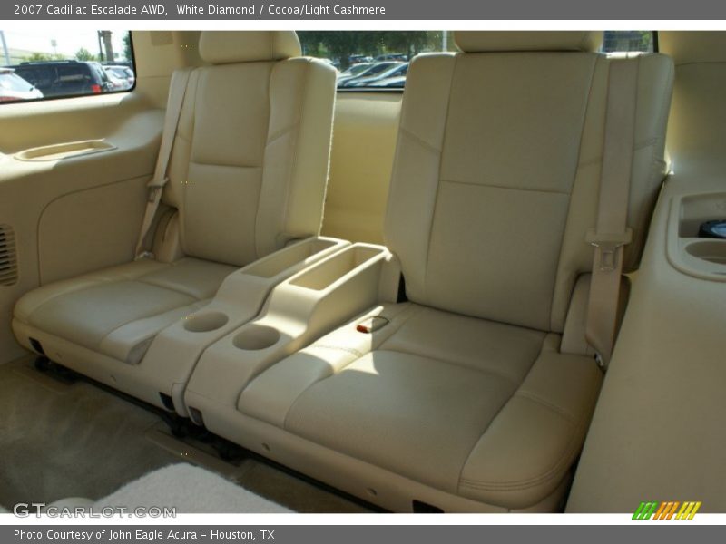 White Diamond / Cocoa/Light Cashmere 2007 Cadillac Escalade AWD