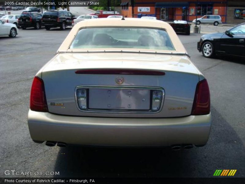 Light Cashmere / Shale 2005 Cadillac DeVille Sedan