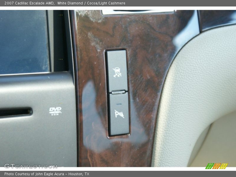 White Diamond / Cocoa/Light Cashmere 2007 Cadillac Escalade AWD