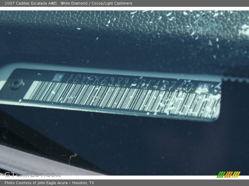 White Diamond / Cocoa/Light Cashmere 2007 Cadillac Escalade AWD