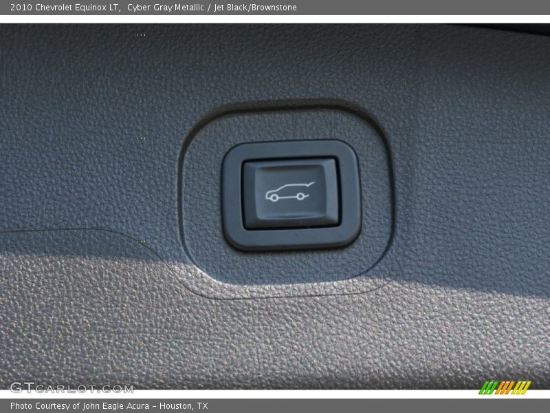 Cyber Gray Metallic / Jet Black/Brownstone 2010 Chevrolet Equinox LT