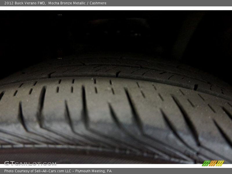 Mocha Bronze Metallic / Cashmere 2012 Buick Verano FWD
