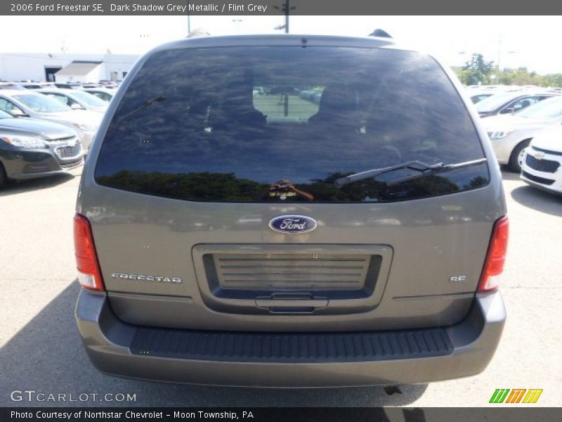 Dark Shadow Grey Metallic / Flint Grey 2006 Ford Freestar SE