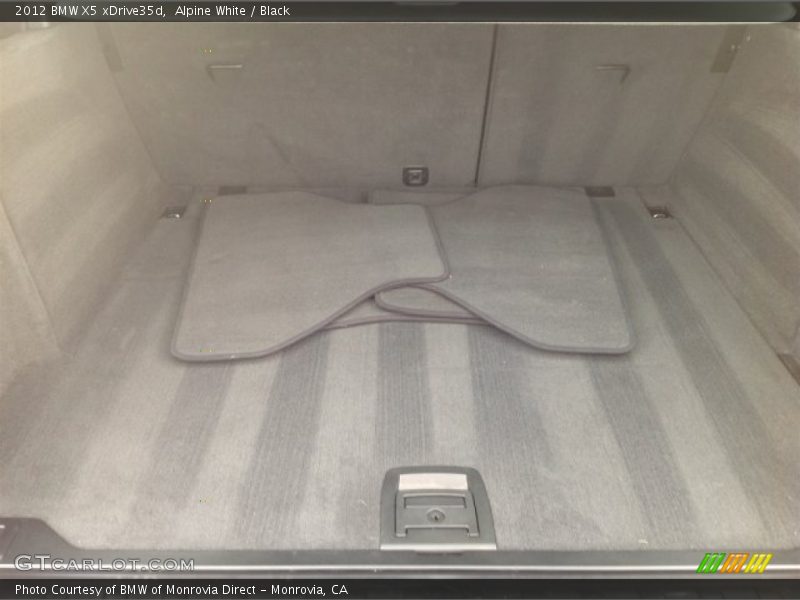 Alpine White / Black 2012 BMW X5 xDrive35d