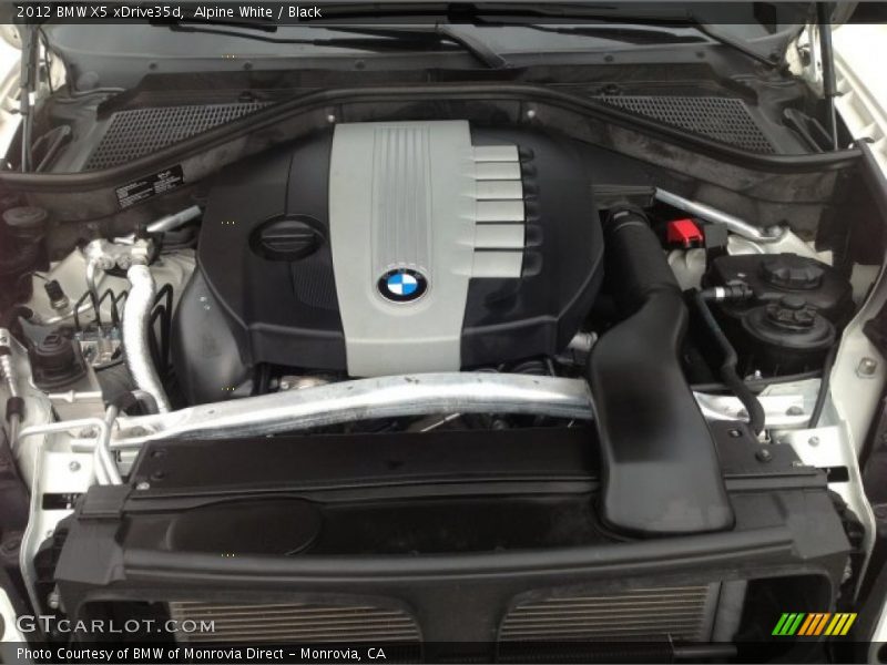 Alpine White / Black 2012 BMW X5 xDrive35d