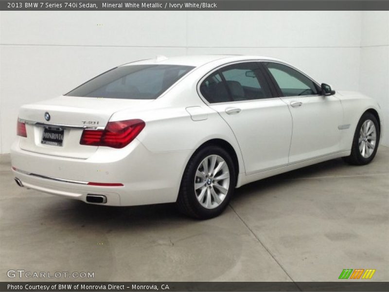 Mineral White Metallic / Ivory White/Black 2013 BMW 7 Series 740i Sedan