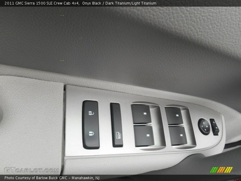 Onyx Black / Dark Titanium/Light Titanium 2011 GMC Sierra 1500 SLE Crew Cab 4x4