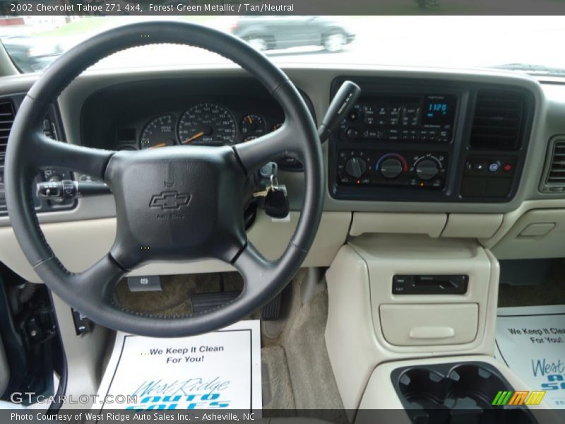 Dashboard of 2002 Tahoe Z71 4x4