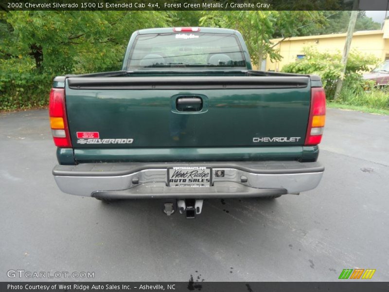 Forest Green Metallic / Graphite Gray 2002 Chevrolet Silverado 1500 LS Extended Cab 4x4