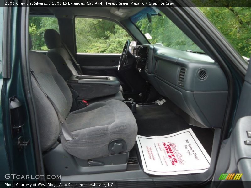 Forest Green Metallic / Graphite Gray 2002 Chevrolet Silverado 1500 LS Extended Cab 4x4