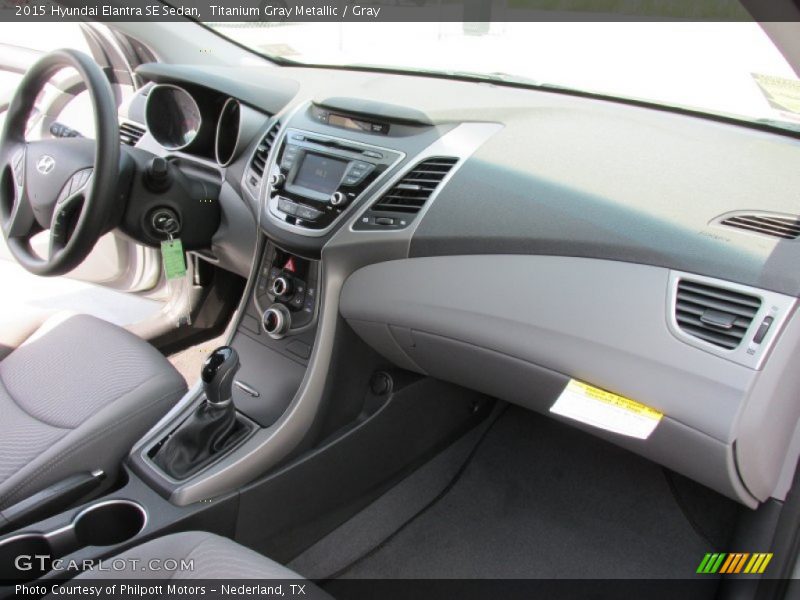 Titanium Gray Metallic / Gray 2015 Hyundai Elantra SE Sedan