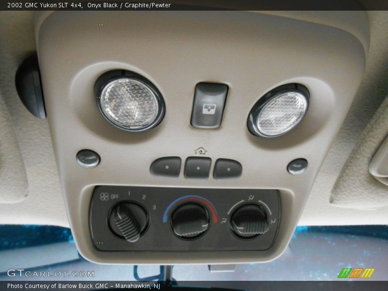 Onyx Black / Graphite/Pewter 2002 GMC Yukon SLT 4x4