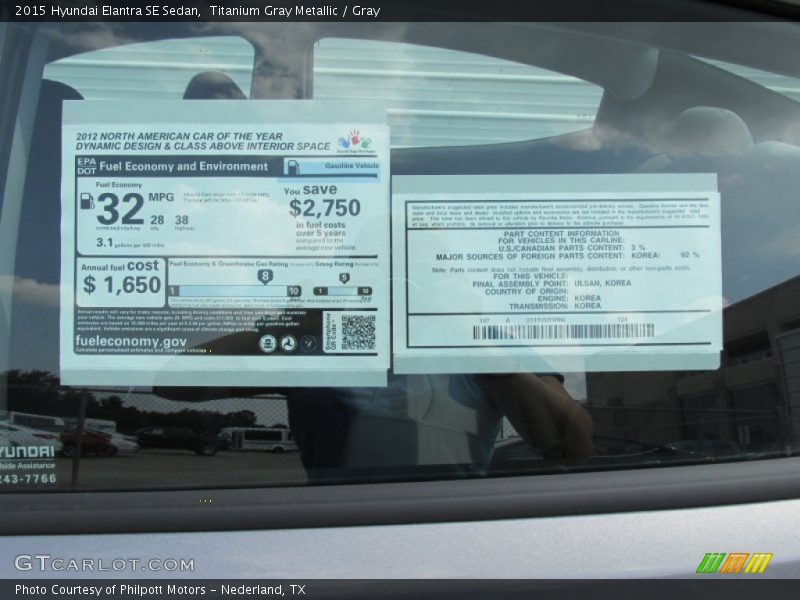 Titanium Gray Metallic / Gray 2015 Hyundai Elantra SE Sedan