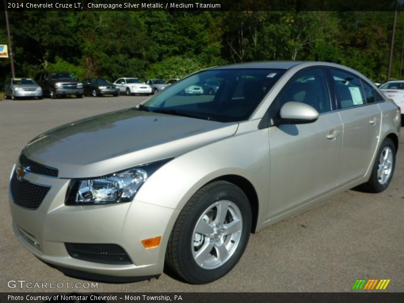 Champagne Silver Metallic / Medium Titanium 2014 Chevrolet Cruze LT