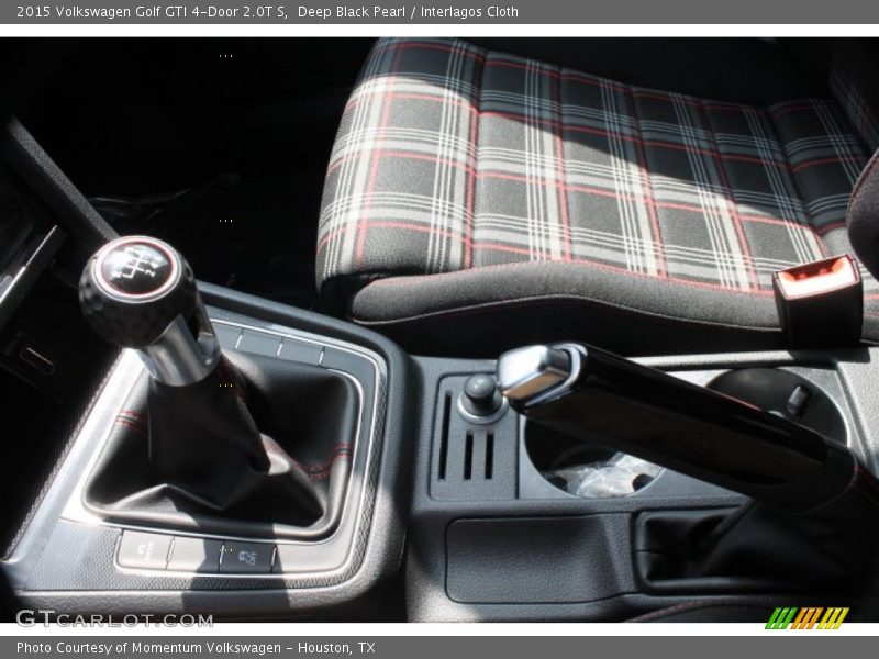 Deep Black Pearl / Interlagos Cloth 2015 Volkswagen Golf GTI 4-Door 2.0T S
