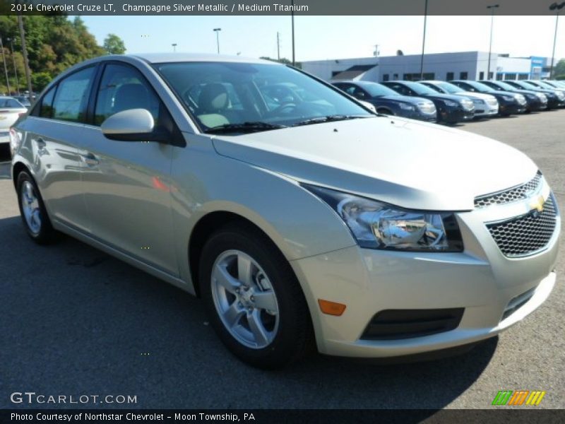 Champagne Silver Metallic / Medium Titanium 2014 Chevrolet Cruze LT
