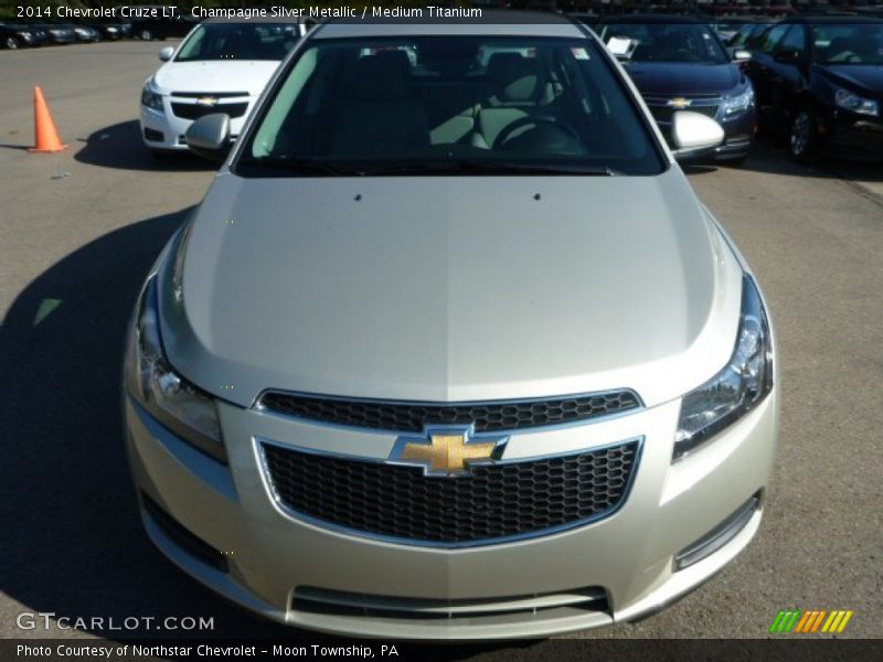 Champagne Silver Metallic / Medium Titanium 2014 Chevrolet Cruze LT