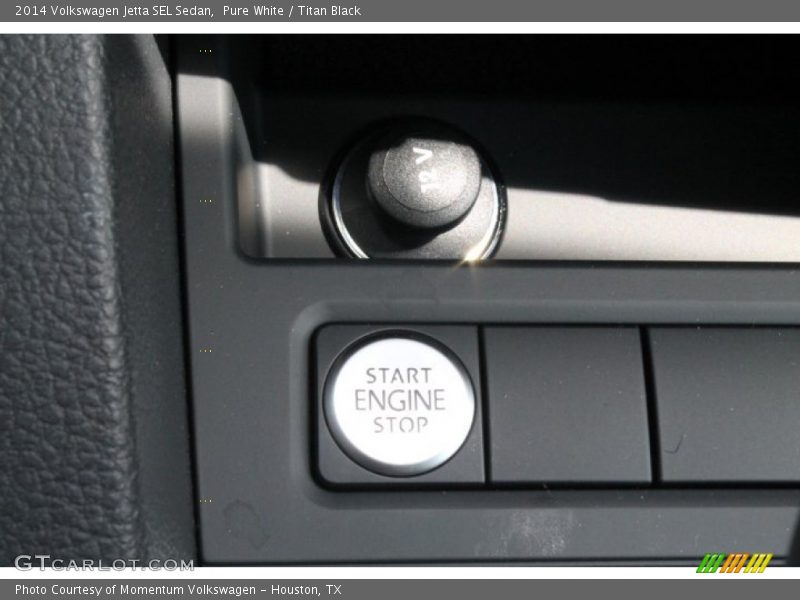 Pure White / Titan Black 2014 Volkswagen Jetta SEL Sedan