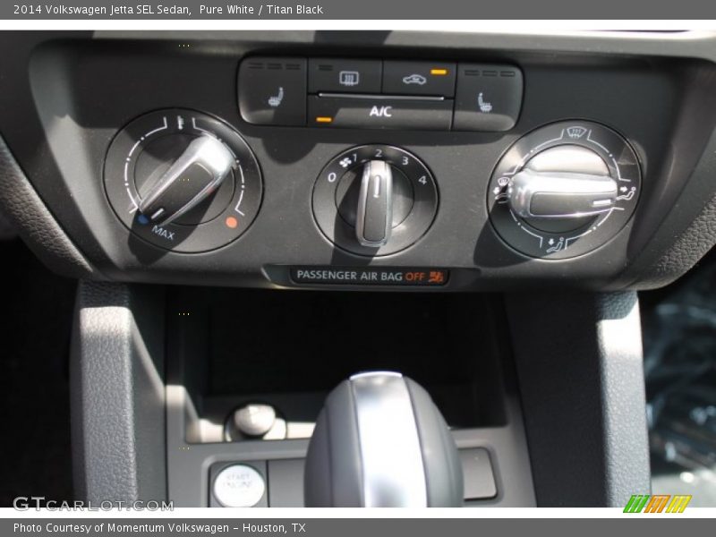 Pure White / Titan Black 2014 Volkswagen Jetta SEL Sedan