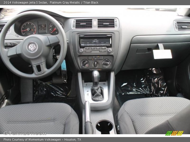Platinum Gray Metallic / Titan Black 2014 Volkswagen Jetta S Sedan