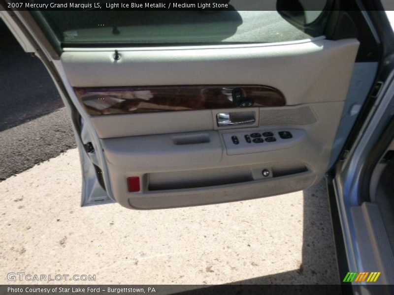 Light Ice Blue Metallic / Medium Light Stone 2007 Mercury Grand Marquis LS