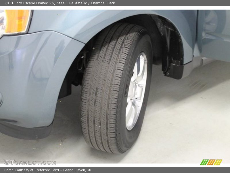 Steel Blue Metallic / Charcoal Black 2011 Ford Escape Limited V6