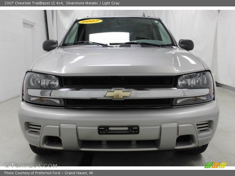 Silverstone Metallic / Light Gray 2007 Chevrolet TrailBlazer LS 4x4
