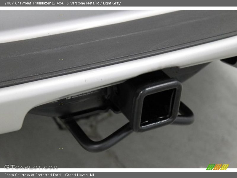Silverstone Metallic / Light Gray 2007 Chevrolet TrailBlazer LS 4x4
