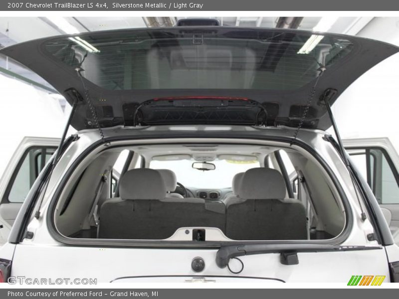 Silverstone Metallic / Light Gray 2007 Chevrolet TrailBlazer LS 4x4
