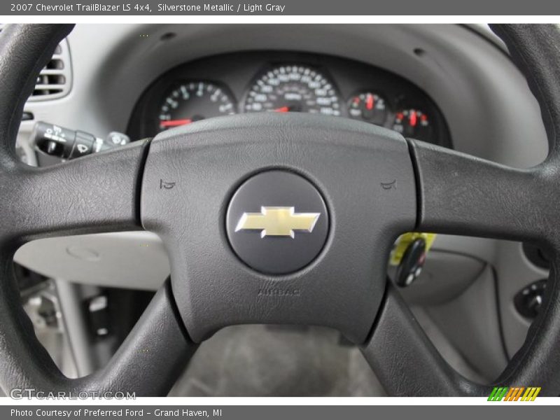 Silverstone Metallic / Light Gray 2007 Chevrolet TrailBlazer LS 4x4