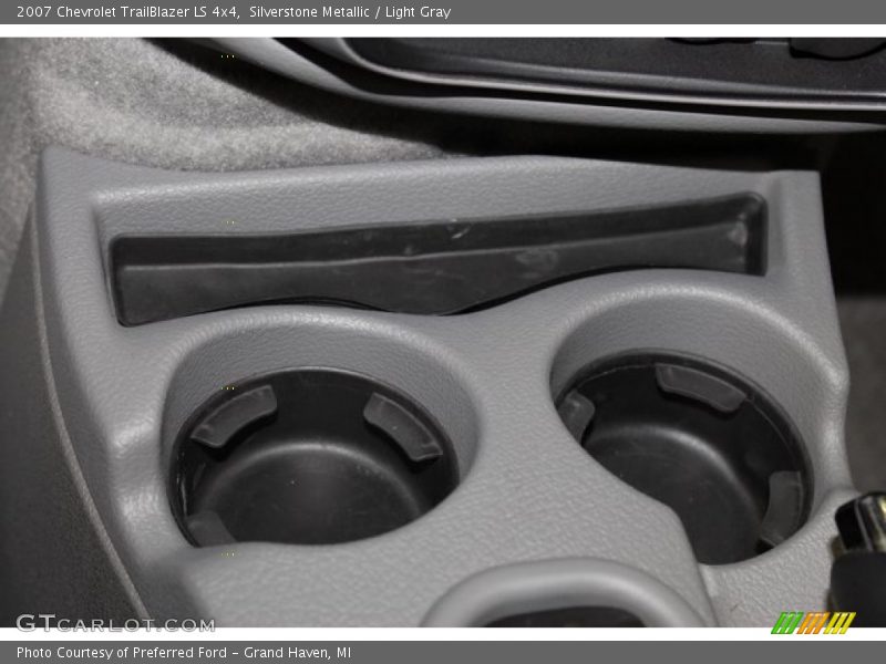 Silverstone Metallic / Light Gray 2007 Chevrolet TrailBlazer LS 4x4