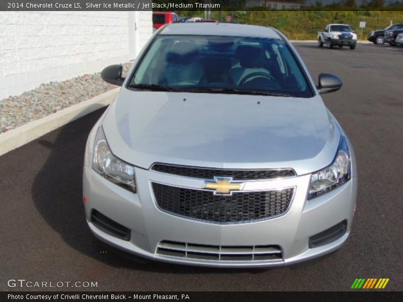 Silver Ice Metallic / Jet Black/Medium Titanium 2014 Chevrolet Cruze LS