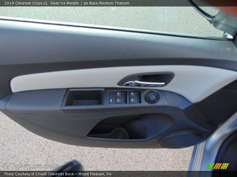 Silver Ice Metallic / Jet Black/Medium Titanium 2014 Chevrolet Cruze LS