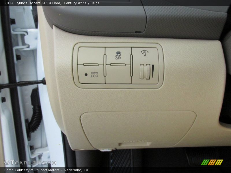 Century White / Beige 2014 Hyundai Accent GLS 4 Door