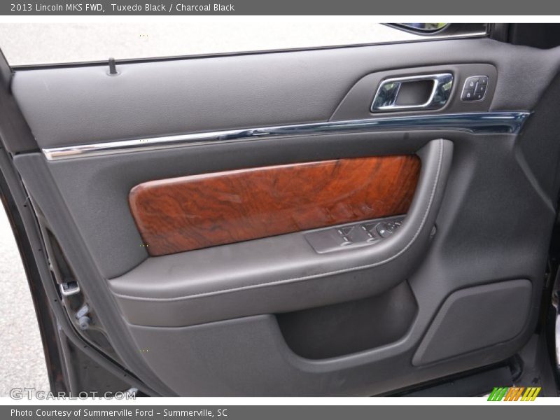 Tuxedo Black / Charcoal Black 2013 Lincoln MKS FWD