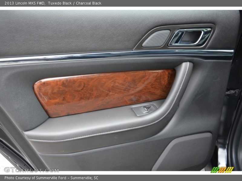 Tuxedo Black / Charcoal Black 2013 Lincoln MKS FWD