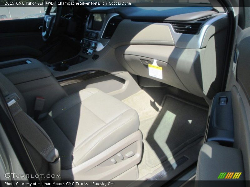 Champagne Silver Metallic / Cocoa/Dune 2015 GMC Yukon SLT 4WD