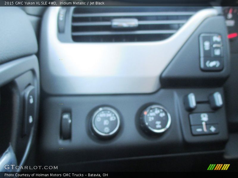 Iridium Metallic / Jet Black 2015 GMC Yukon XL SLE 4WD