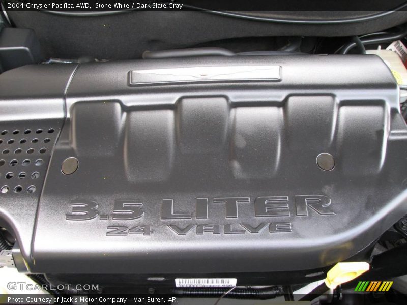 Stone White / Dark Slate Gray 2004 Chrysler Pacifica AWD