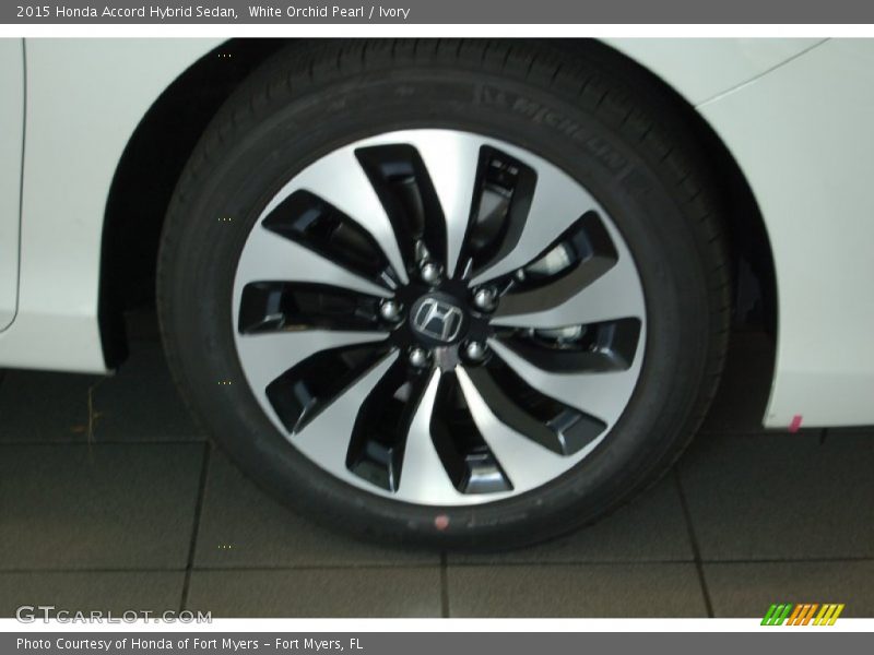  2015 Accord Hybrid Sedan Wheel