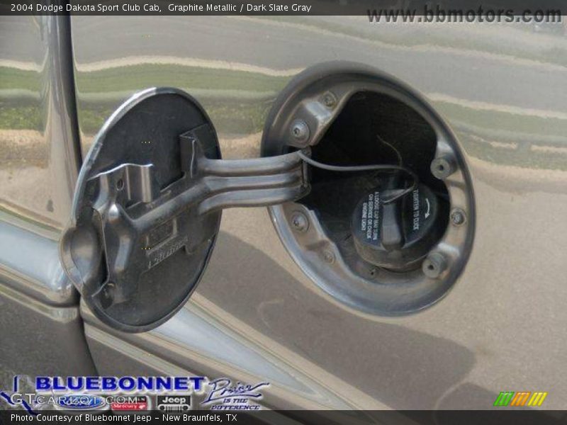 Graphite Metallic / Dark Slate Gray 2004 Dodge Dakota Sport Club Cab