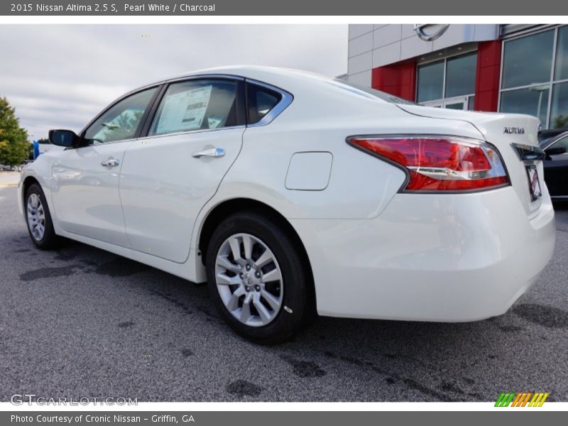 Pearl White / Charcoal 2015 Nissan Altima 2.5 S