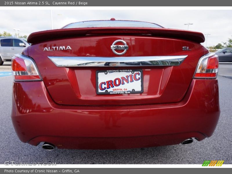Cayenne Red / Beige 2015 Nissan Altima 2.5 SL