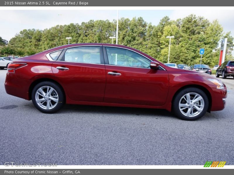 Cayenne Red / Beige 2015 Nissan Altima 2.5 SL